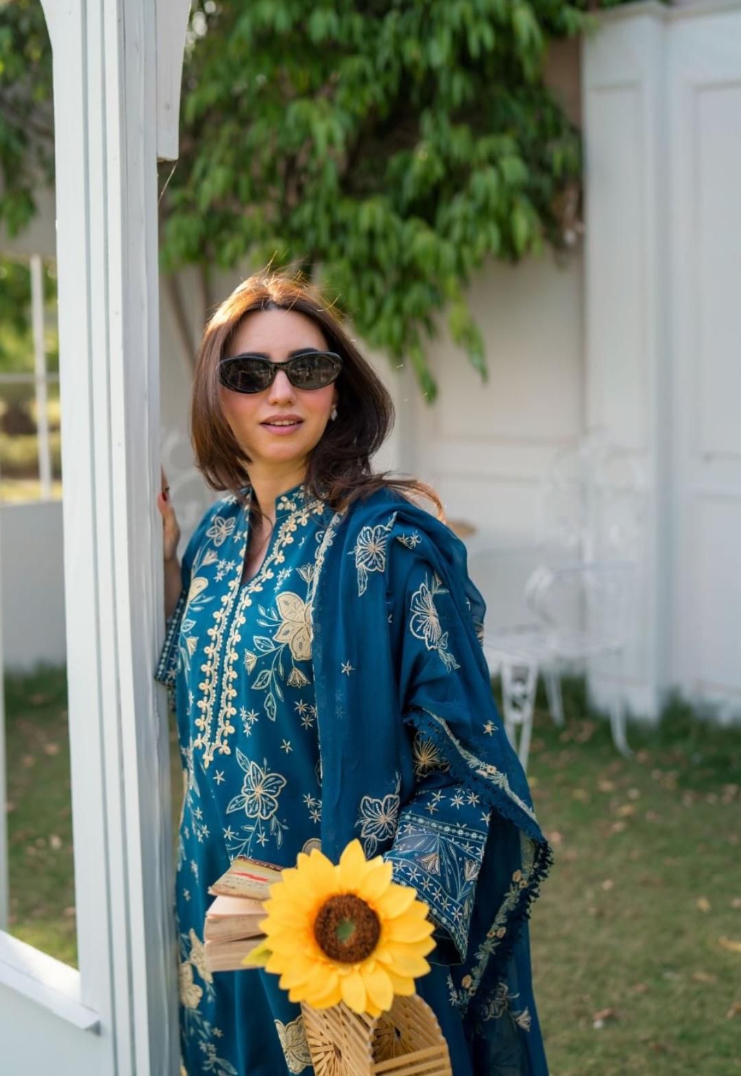 Aneela Luxury Embroidered Lawn – 3 Piece Unstitched Suit with Ready-to-Wear Bamber Chiffon Dupatta (Summer Collection 2026)